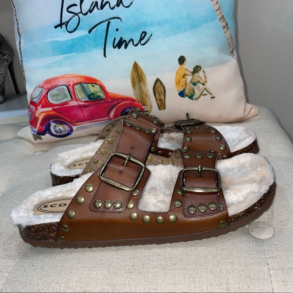 Scoop Women's Brown Studded Faux Shearling Double Strap Sandals Size 9 - Picture 6 of 12